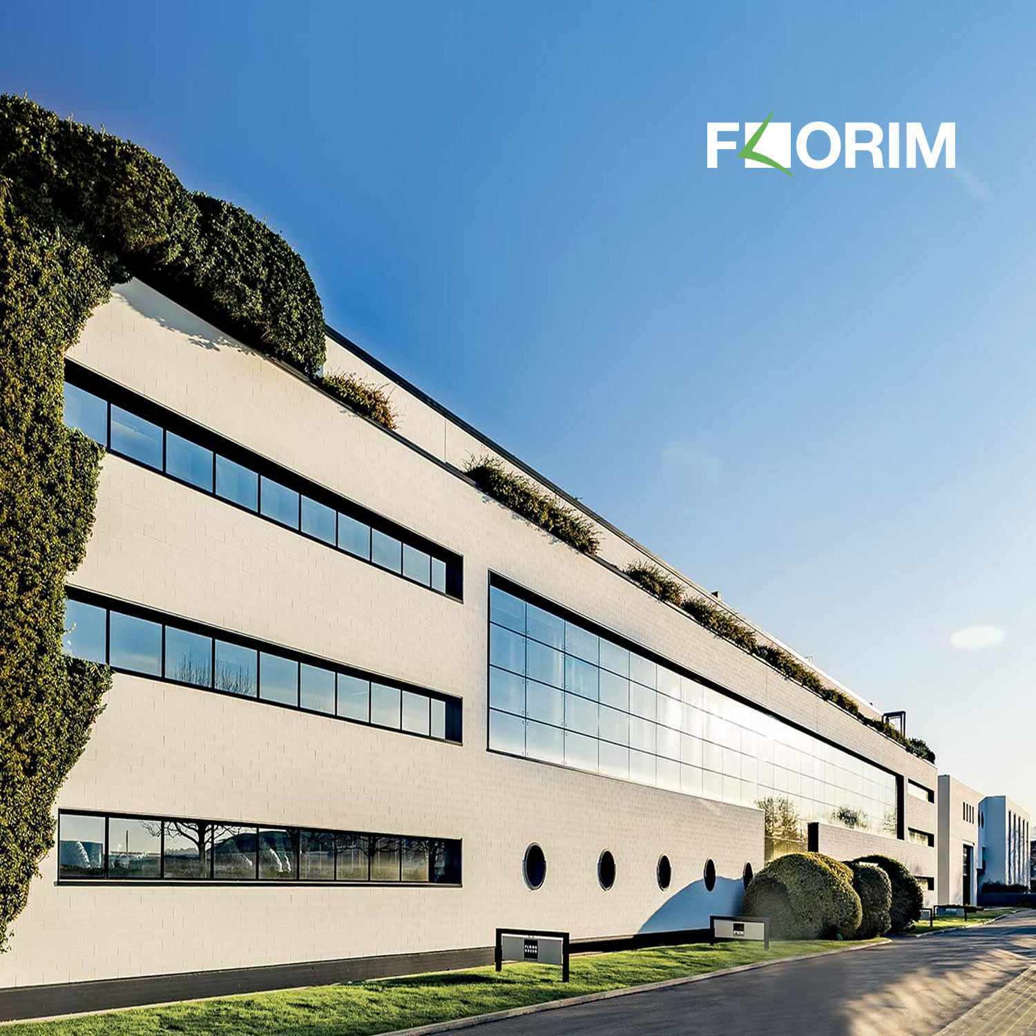 Support for high-performance porcelain slabs - Platform Plus.